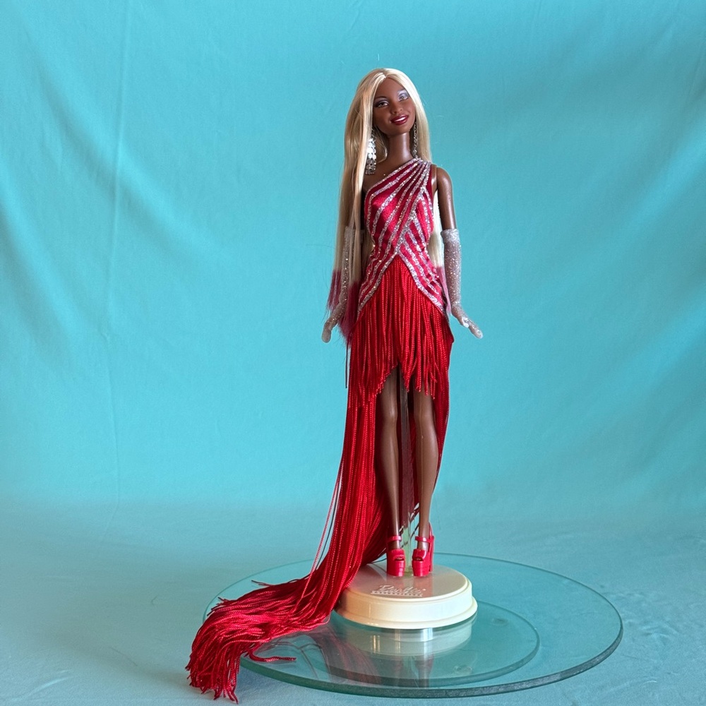 Barbie RED HOT Doll Diva Collection 2002